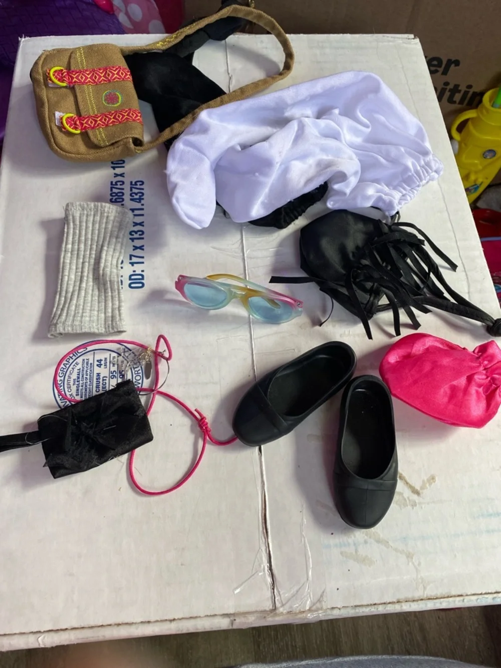 American Girl and Our Generation Doll Accessories - Used (bundle #3) - Picture 7 of 7